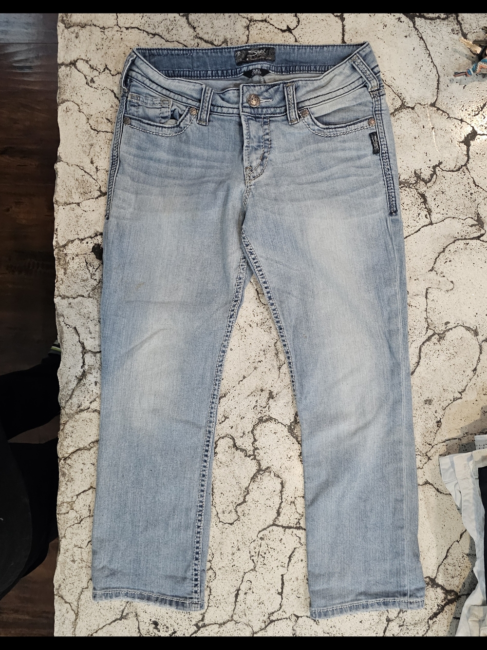 Silver Jeans Women's Denim Capris Sizs 29 Light Blue Cropped - Picture 2 of 8